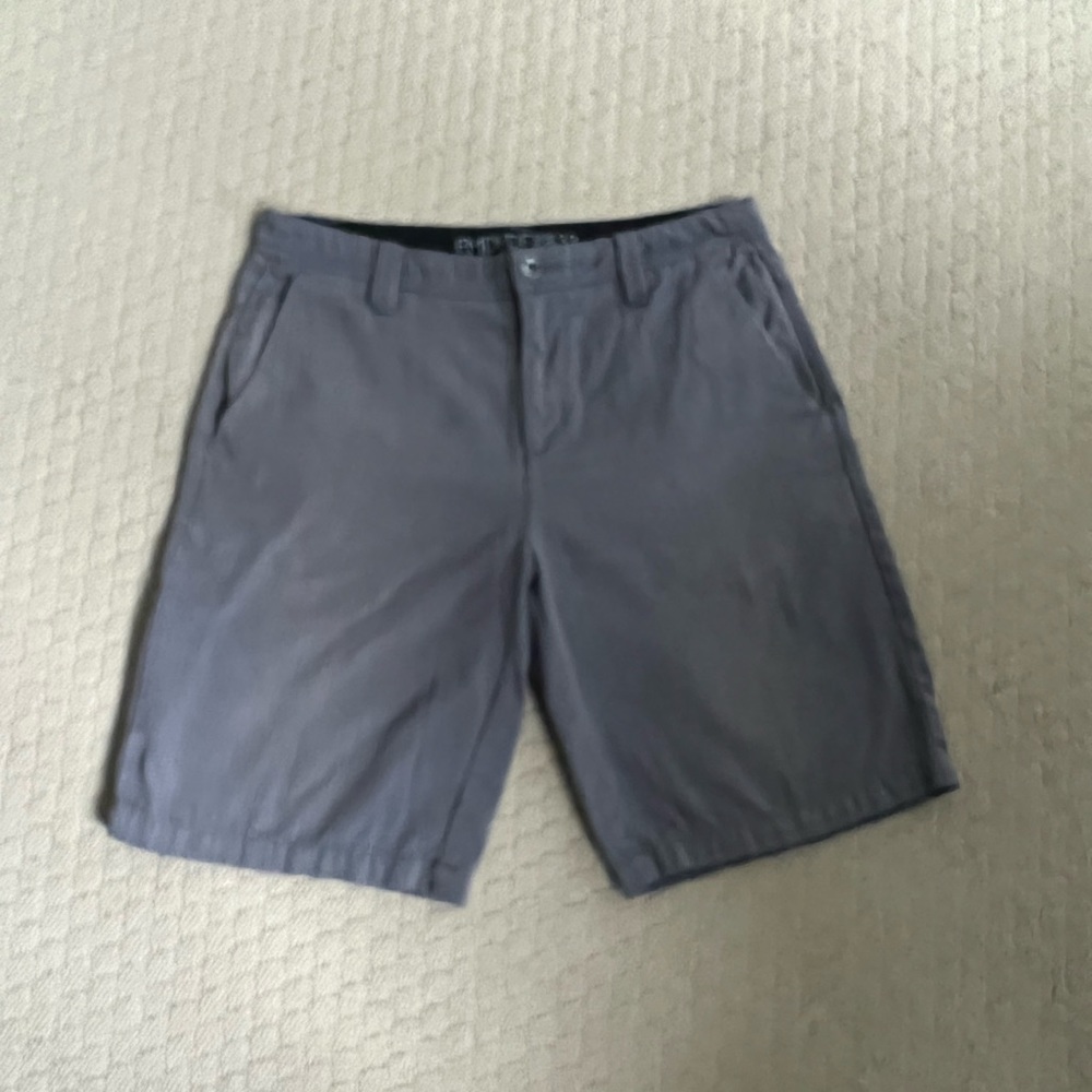 Gray Shorts Size 33 - Empyre w/Pockets